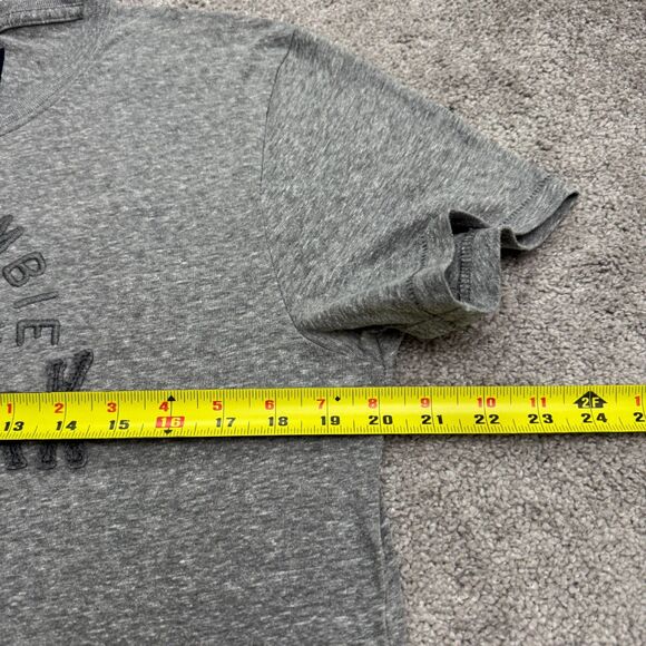 Abercrombie & Fitch Embroidered Graphic T-Shirt Mens Medium Gray Cotton Crew Tee - Picture 9 of 10
